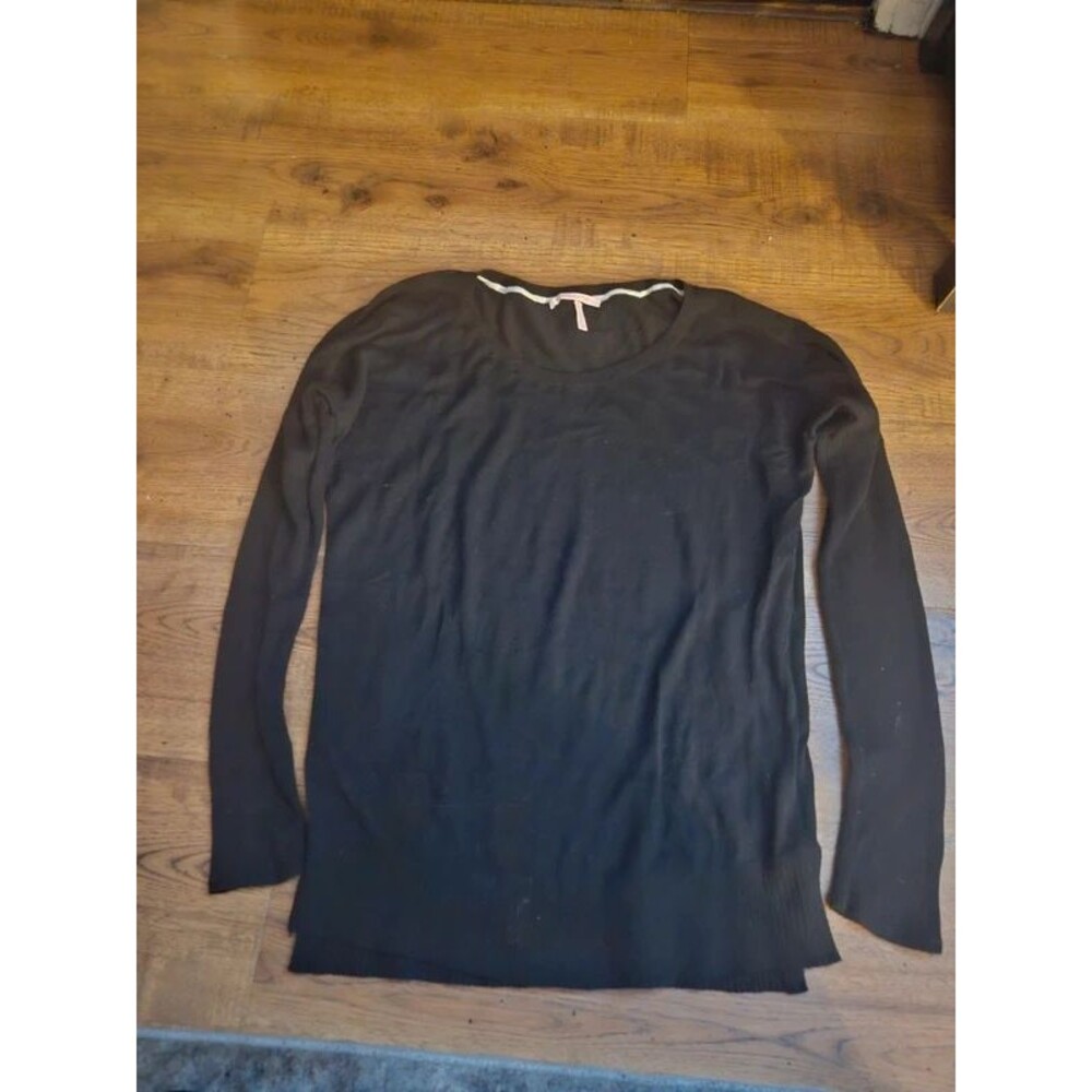 Victoria's Secret Black Lightweight Knit Crewneck Sweater Pullover - Size M